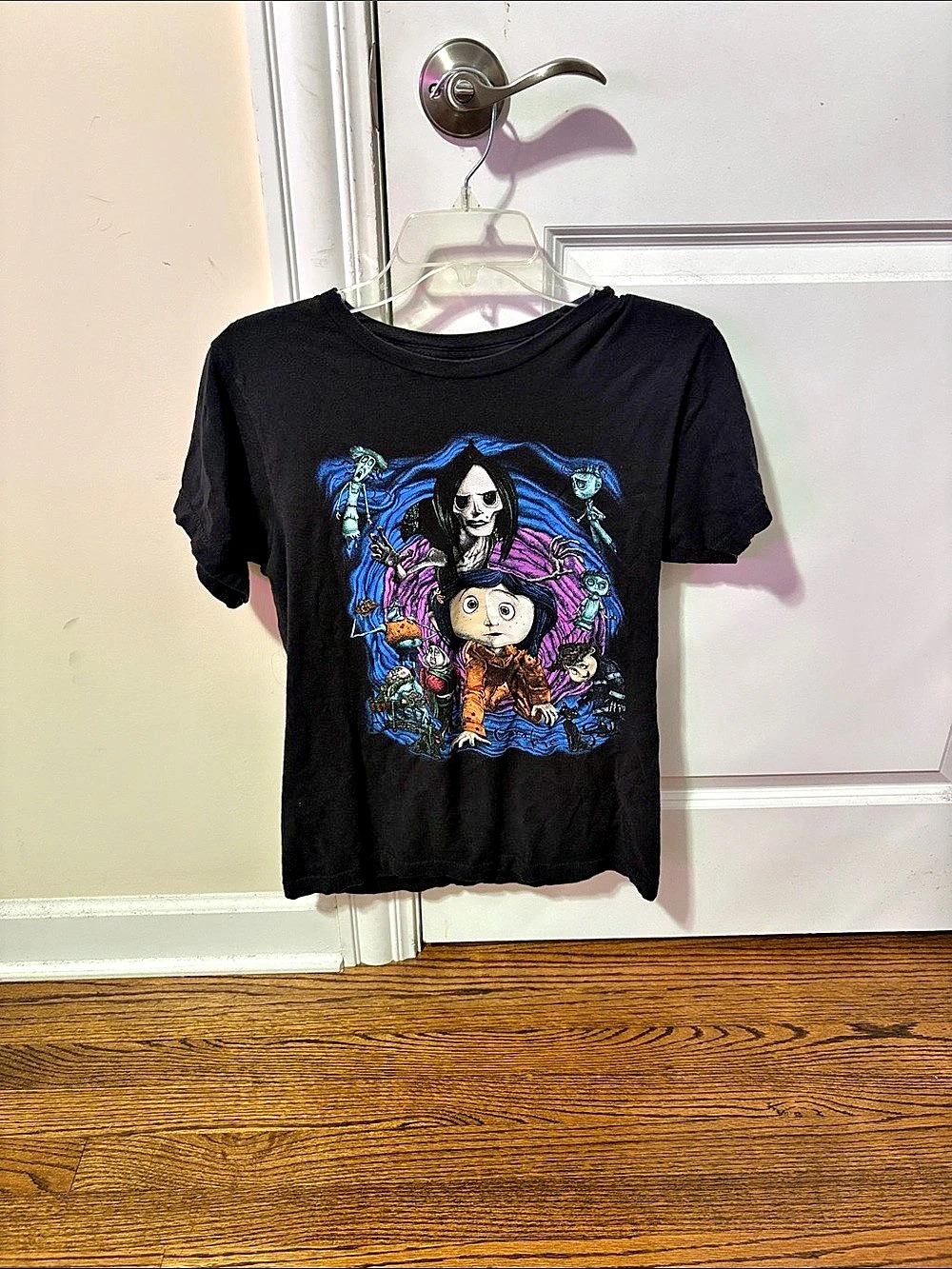 Laika Coraline Other Mother Graphic T-Shirt Black & Blue